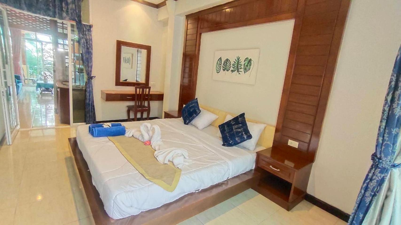 Phadee Apartment Karon Exterior photo